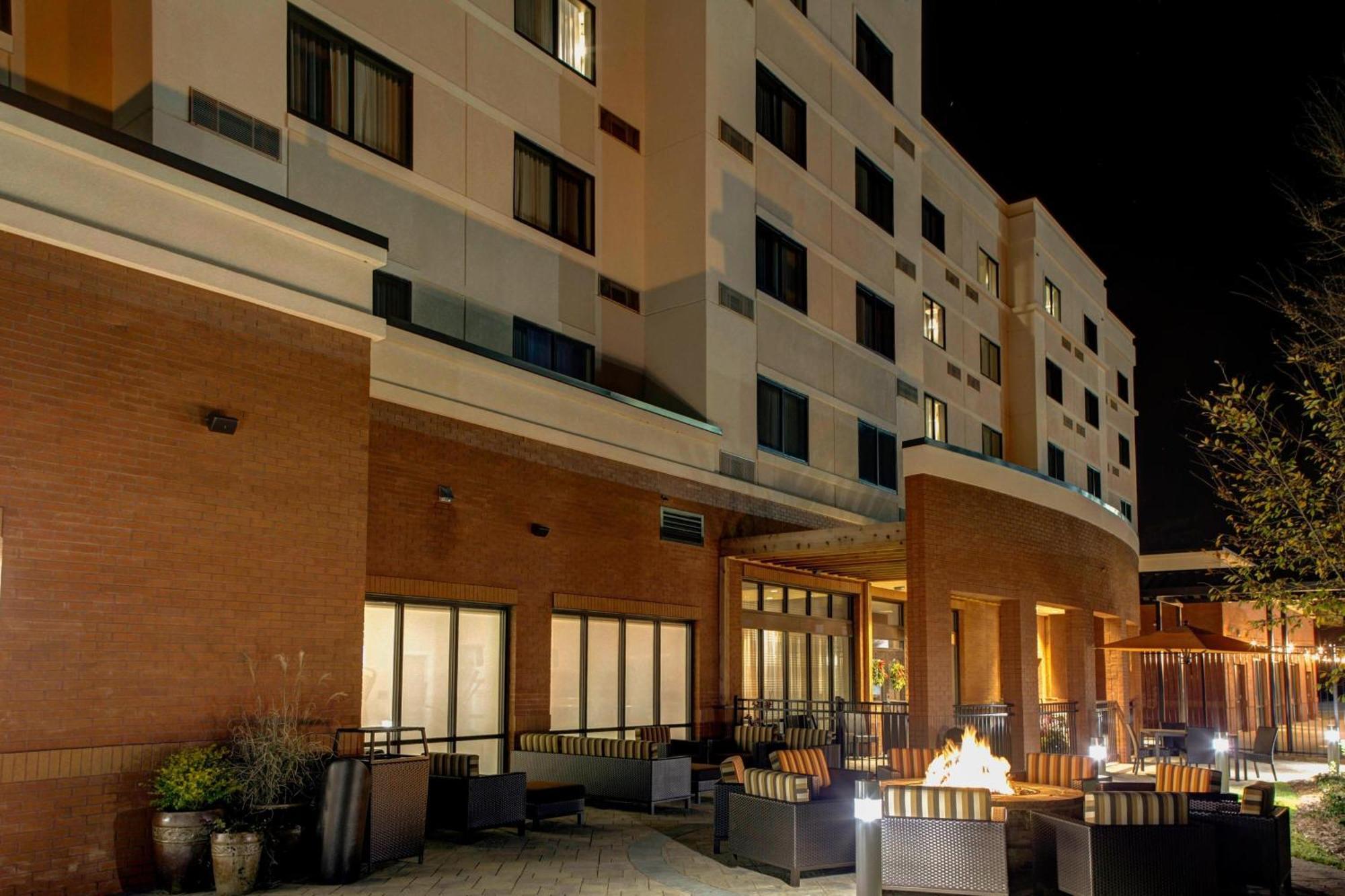 Courtyard By Marriott Carrollton Otel Dış mekan fotoğraf