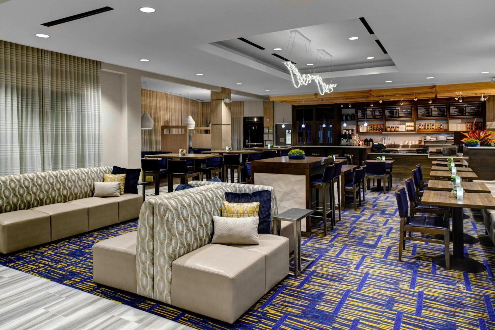 Courtyard By Marriott Carrollton Otel Dış mekan fotoğraf