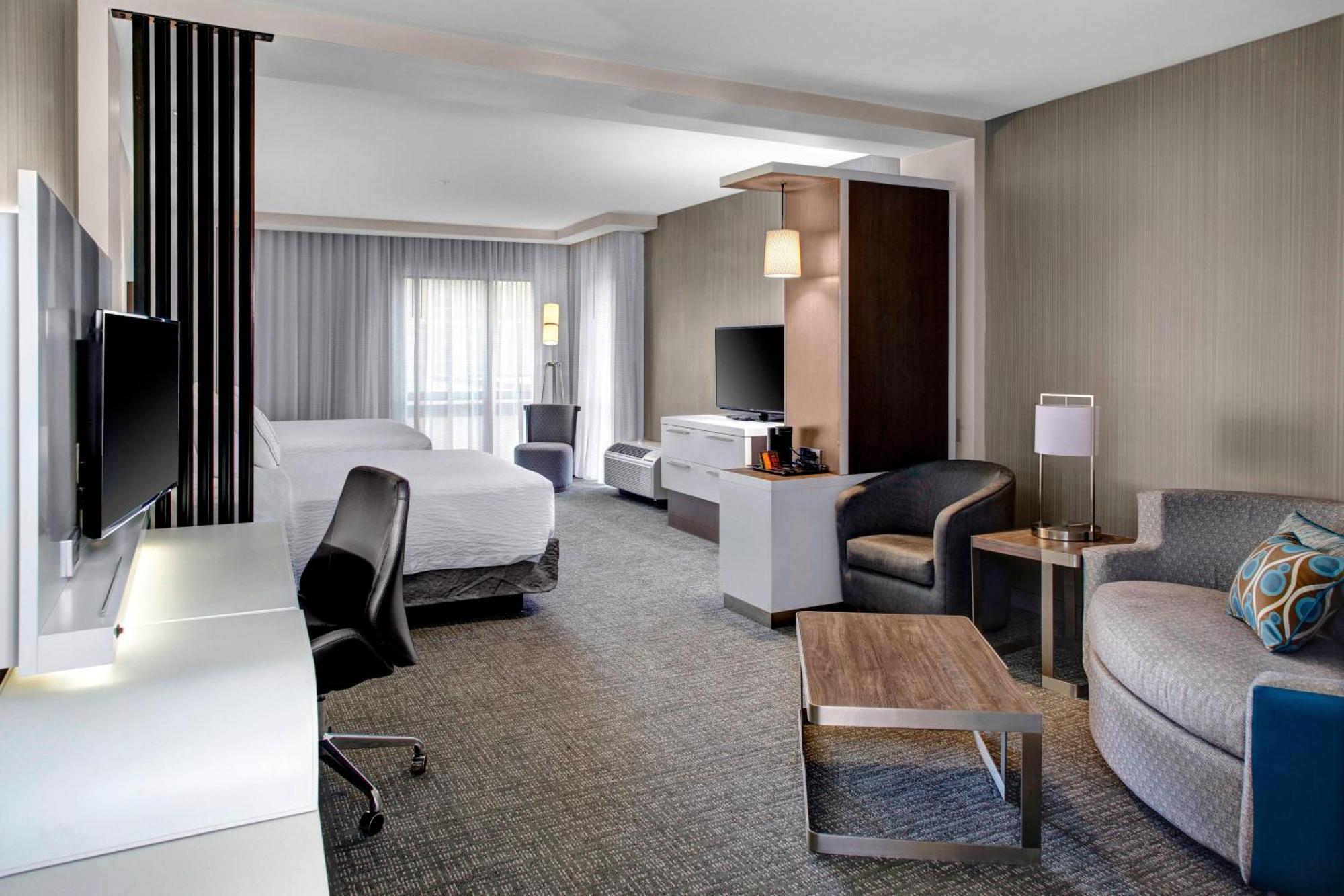 Courtyard By Marriott Carrollton Otel Dış mekan fotoğraf