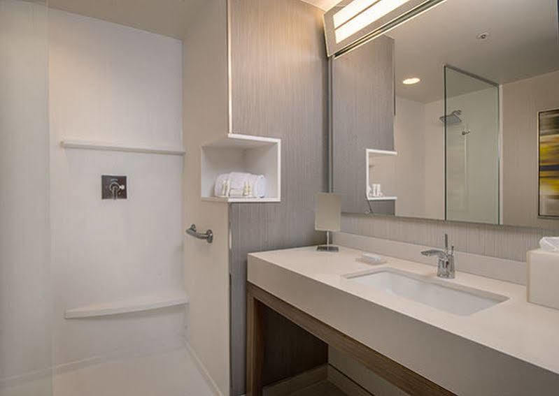 Courtyard By Marriott Carrollton Otel Dış mekan fotoğraf